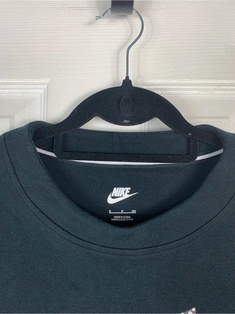 Nike Black Short Sleeve Tee with Silver Dot Logo Womens Size Small